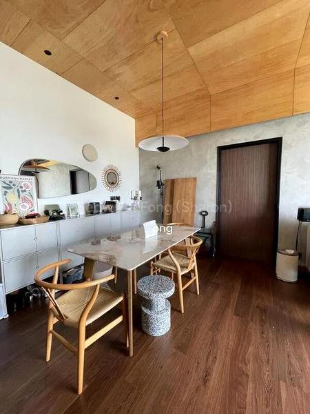 2 Bed Condo for Sale in  Harbour View Towers - Image 2